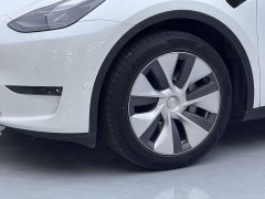 Tesla Model Y rear-wheel drive version - фото 6