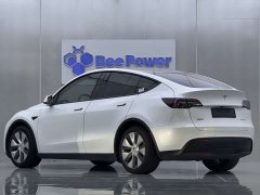 Tesla Model Y rear-wheel drive version - фото 8