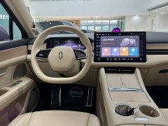 AITO Wenjie M5 extended range Ultra four-wheel drive version - фото 9