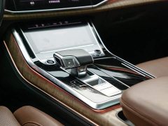 Audi Q7 2020 55 TFSI quattro S line premium - фото 12
