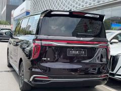 Hongqi HQ9 PHEV 2.0T four-wheel drive luxury version - фото 2