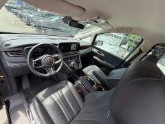 Hongqi HQ9 PHEV 2.0T four-wheel drive luxury version - фото 5