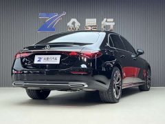 Mercedes-Benz E-Class E 300 L Luxury - фото 3