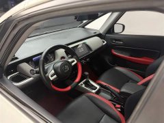 Lynk & Co LIFE 1.5L CVT CRO-S Fun Edition - фото 13
