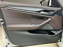 BMW 5 Series 525Li Luxury Package - фото 11