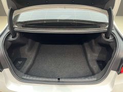 BMW 5 Series 525Li Luxury Package - фото 19
