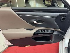 Lexus ES 2023 200 Deluxe Edition - фото 10