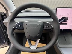 Tesla Model 3 2025 facelift rear-wheel drive version - фото 6