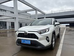 Toyota RAV4 Rongfang 2020 2.0L CVT two-wheel drive fashion version - фото 1