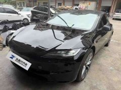 Tesla Model 3 rear-wheel drive version - фото 1