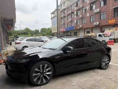 Tesla Model 3 rear-wheel drive version - фото 5