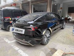 Tesla Model 3 rear-wheel drive version - фото 8