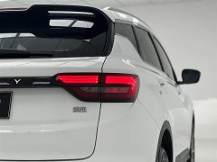 Geely Binyue 2021 1.4T Manual Gold Edition - фото 12
