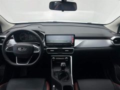 Geely Binyue 2021 1.4T Manual Gold Edition - фото 16