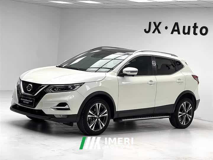 Nissan Qashqai 2.0L CVT XV Prem Deluxe Edition