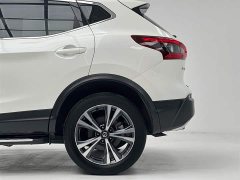 Nissan Qashqai 2.0L CVT XV Prem Deluxe Edition - фото 9