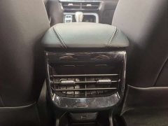 BMW Roewe i5 2023 1.5L CVT Luxury Edition - фото 13