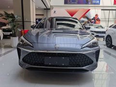 BMW Roewe i5 2023 1.5L CVT Luxury Edition - фото 2