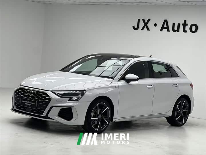 Audi A3 2021 Sportback 35 TFSI stylish and sporty - автомобиль из Китая