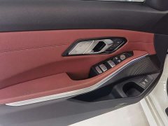 BMW 3 Series 325i M Sports Package - фото 4