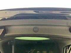 Tesla Model Y rear-wheel drive version - фото 8