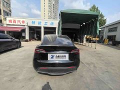Tesla Model Y standard range rear-wheel drive version - фото 4