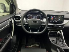 Geely Binyue 2021 1.4T Manual Gold Edition - фото 18