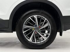 Geely Binyue 2021 1.4T Manual Gold Edition - фото 8