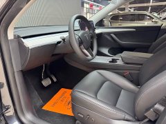 Tesla Model Y rear-wheel drive version - фото 10