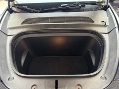 Tesla Model Y rear-wheel drive version - фото 18