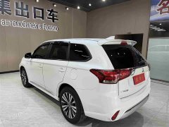 Mitsubishi Outlander 2021 2.0L 2WD Entry-Level 5-Seater - фото 5