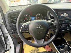 Mitsubishi Outlander 2021 2.0L 2WD Entry-Level 5-Seater - фото 8