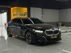 BMW 5 Series 530Li Exclusive M Sports Package - фото 3