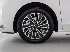 Buick GL8 New Energy Lu Shang Exclusive Edition - фото 17