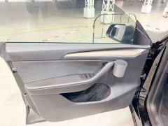 Tesla Model Y long-range all-wheel drive version 3D7 - фото 15