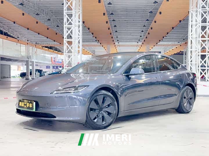Tesla Model 3 long range all-wheel drive version - автомобиль из Китая