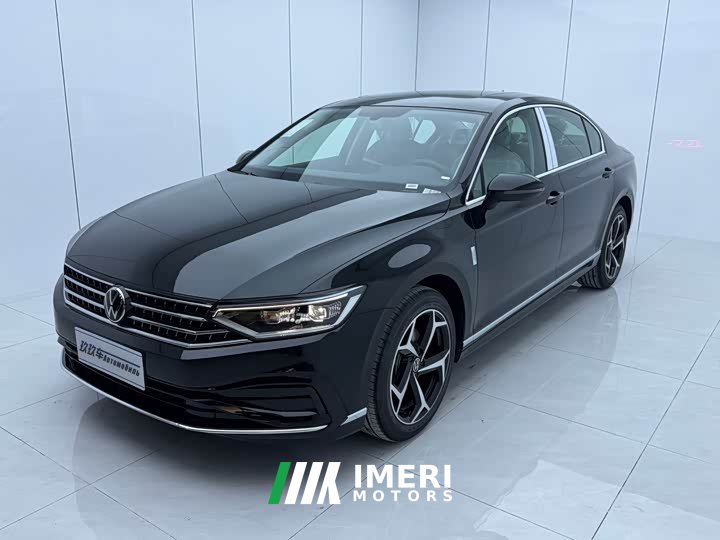 Volkswagen Magotan Facelift Zhongxiang Edition 280TSI DSG Luxury - автомобиль из Китая