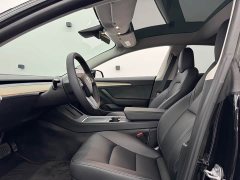 Tesla Model 3 2022 rear-wheel drive version - фото 4