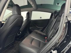 Tesla Model 3 2022 rear-wheel drive version - фото 6