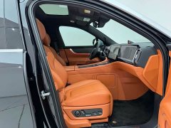 AITO Wenjie M9 extended range Ultra version 52kWh 6-seater version - фото 16