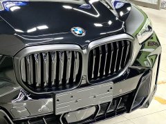 BMW X5 2023 xDrive 30Li Exclusive M Sports Night Package - фото 4