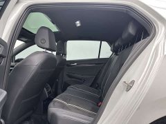 Volkswagen Golf 2023 280TSI DSG R-Line - фото 6