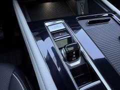 Volkswagen Touron 380TSI four-wheel drive luxury version - фото 10