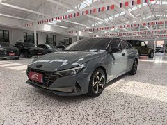 Lexus Elantra 2022 1.5L CVT LUX Premium Edition - фото 1