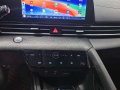 Lexus Elantra 2022 1.5L CVT LUX Premium Edition - фото 15