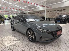 Lexus Elantra 2022 1.5L CVT LUX Premium Edition - фото 3