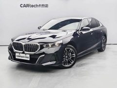 BMW 5 Series 2024 530Li Leading M Sports Package - фото 1