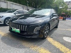 Hongqi E-QM5 Charging Qixiang Edition - фото 1