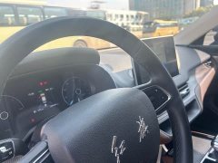 Hongqi E-QM5 Charging Qixiang Edition - фото 15