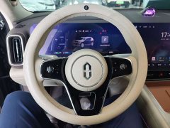 AITO Wenjie M9 extended range Ultra version 52kWh 6-seater version - фото 10